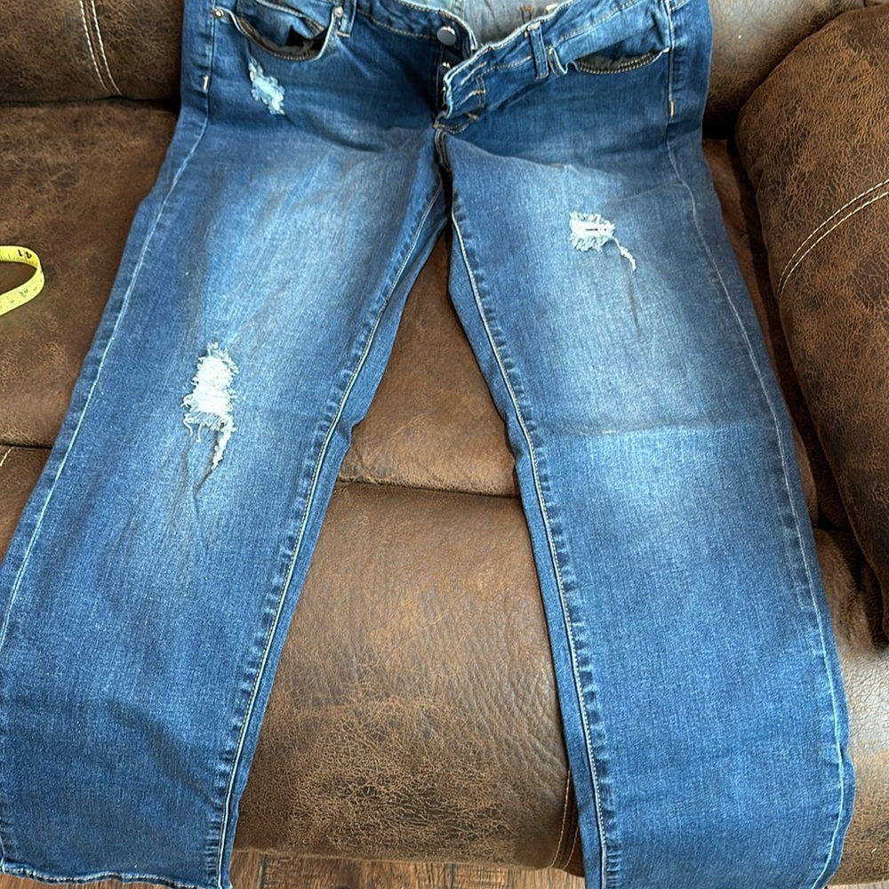 Button fly jeans - Picture 2 of 3
